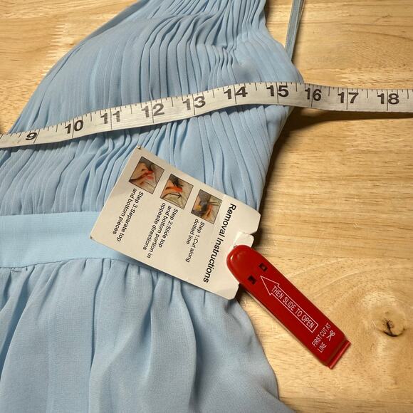 Mac Duggal NWT Pleated Chiffon Sleeveless Plunge V-Neck Gown Powder Blue Size 0 - Picture 6 of 11